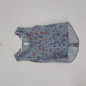 Sleeveless floral top. Medium.